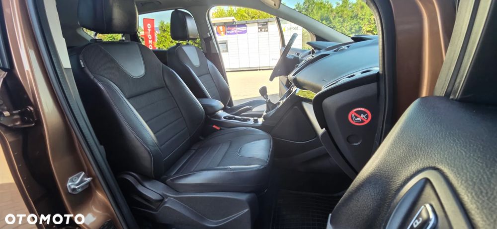 Ford Kuga 1.6 EcoBoost 2x4 SYNC - 33