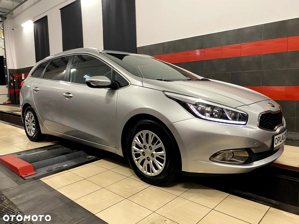 Kia Ceed 1.6 GDI Platinum Edition - 9