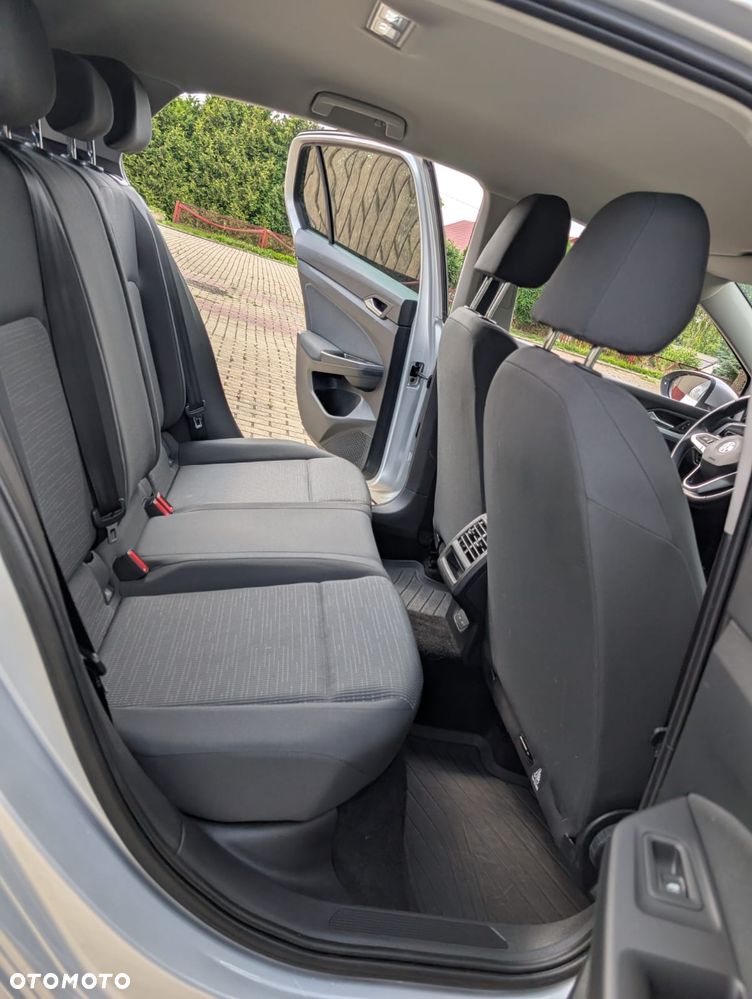 Volkswagen Golf 2.0 TDI Life - 30