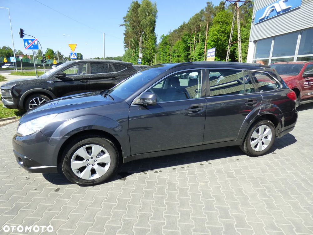 Subaru Outback 2.5i Lineartronic Active - 4