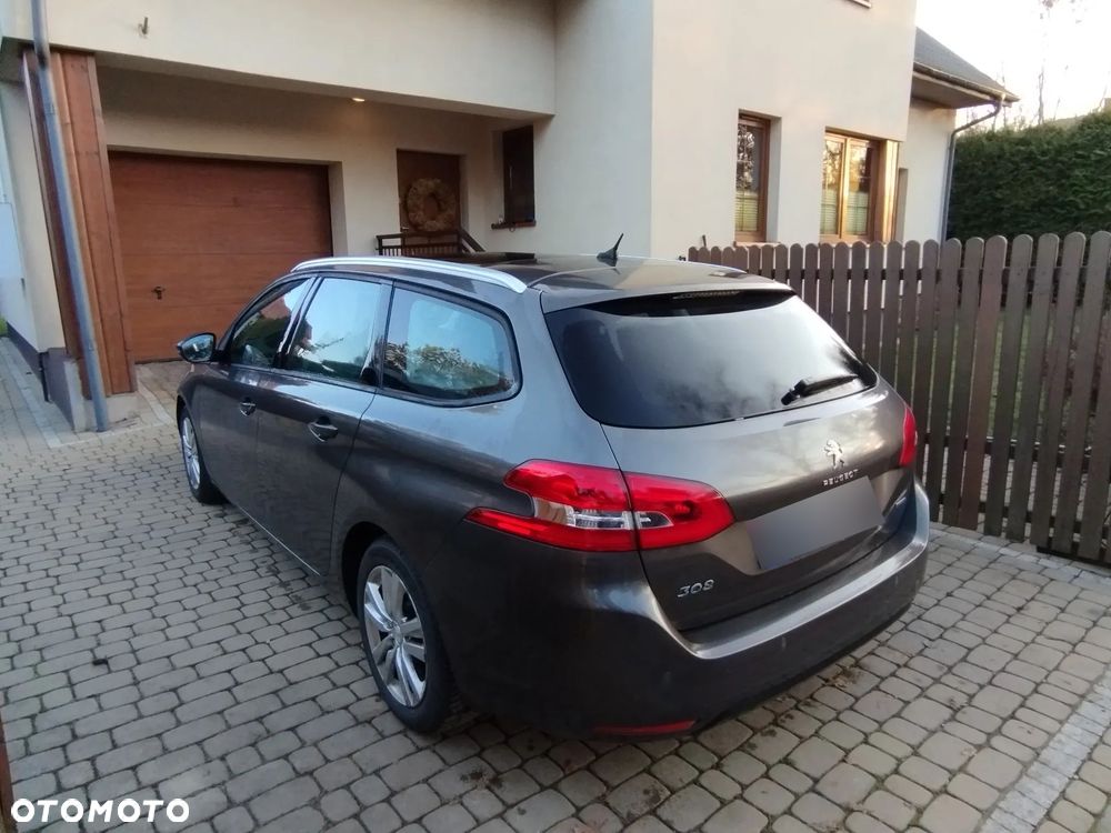 Peugeot 308 - 6