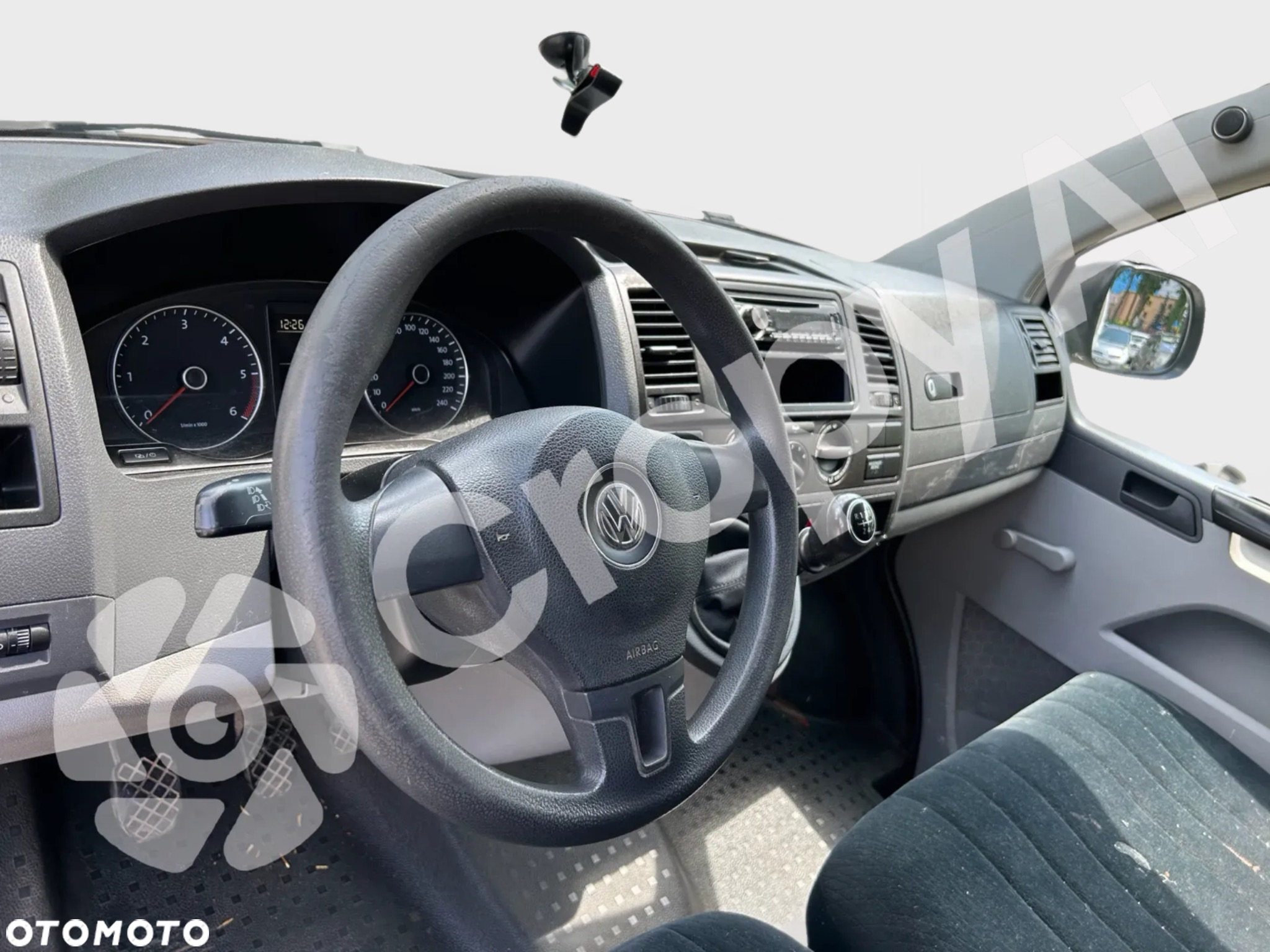 Volkswagen Transporter T5 TDI L1H1 - 6