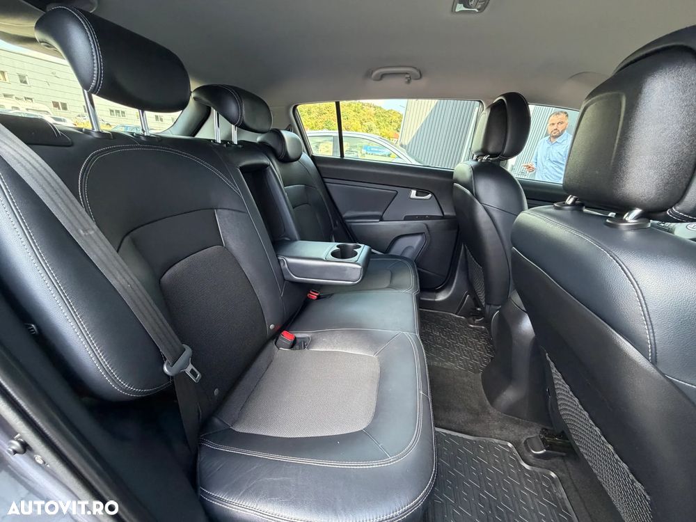 KIA Sportage 2011 — imagine 17