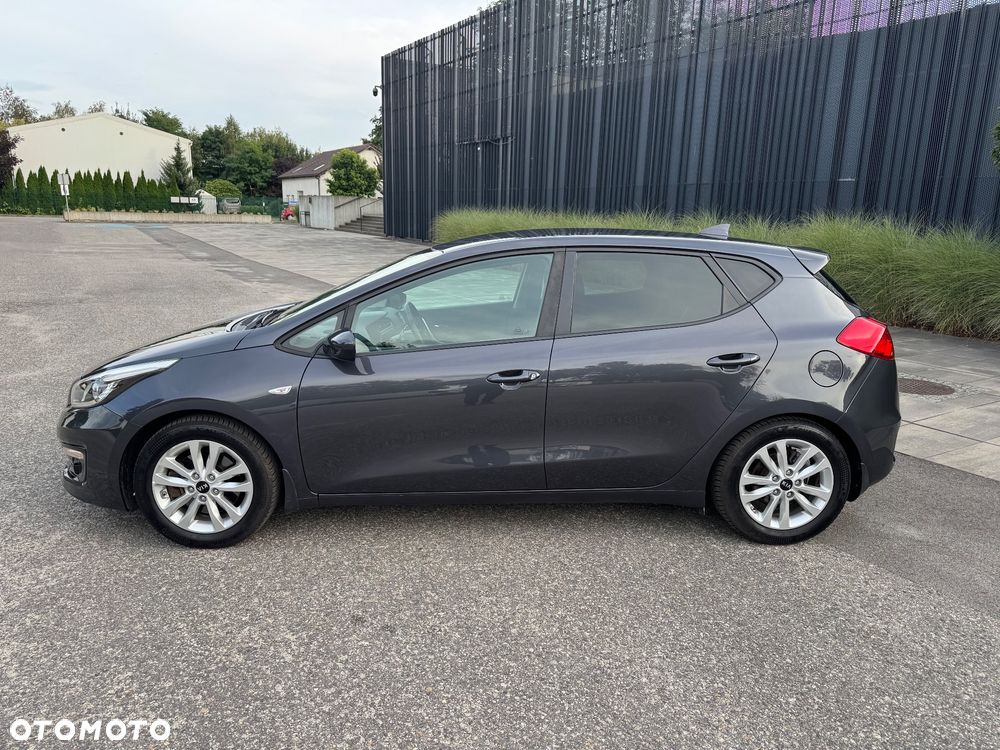 Kia Ceed 1.6 GDI ISG Platinum Edition - 10