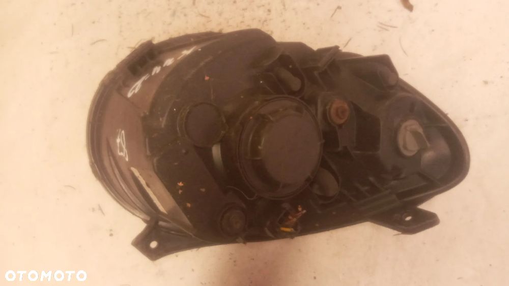 * LAMPA PRZEDNIA PRAWA PRZÓD PRAWO KIA PICANTO I LIFT - 3