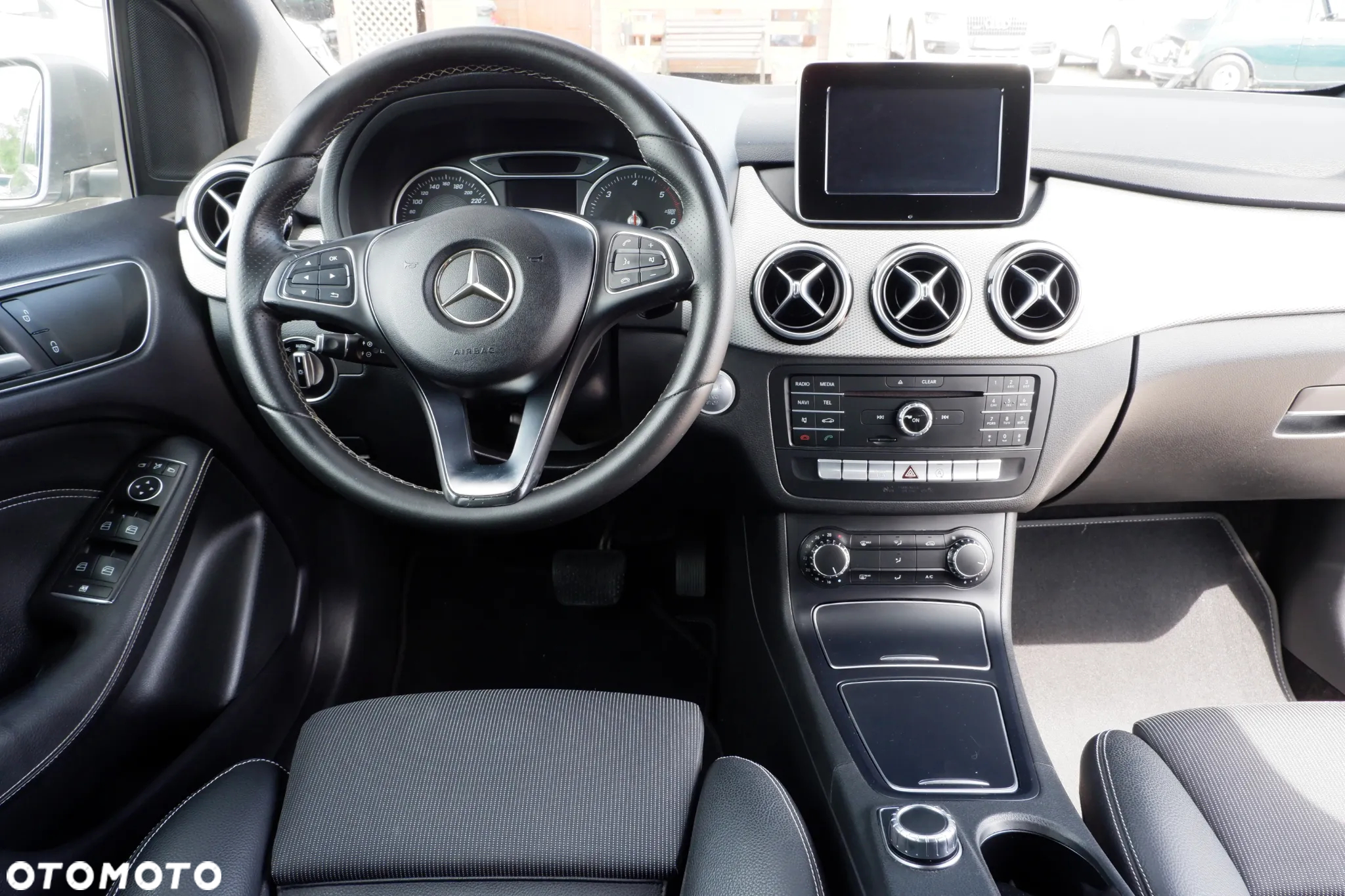 Mercedes-Benz Klasa B 180 d 7G-DCT Edition - 14