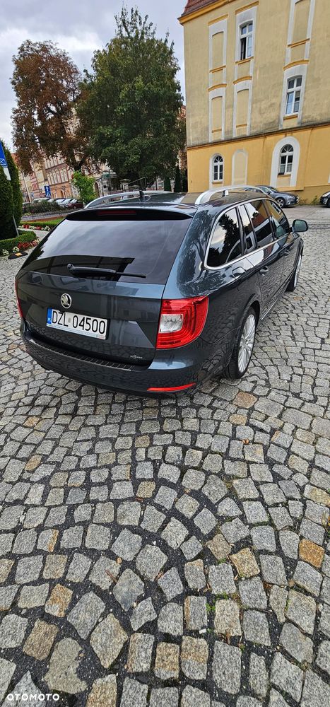 Skoda Superb 2.0 TDI Elegance - 5