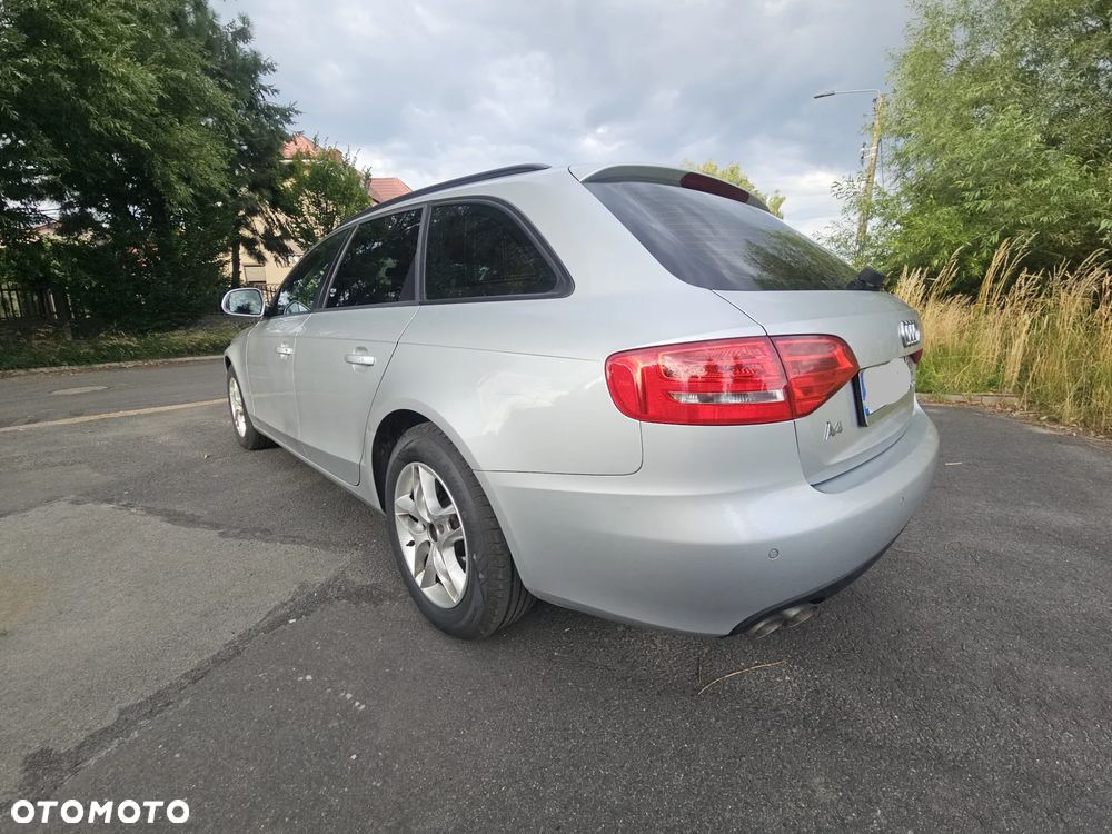 Audi A4 Avant 2.0 TDI - 19