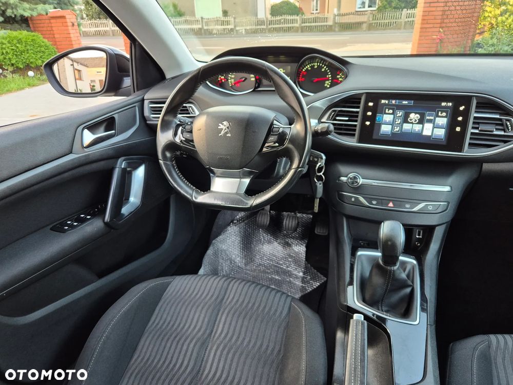 Peugeot 308 HDi FAP 92 Active - 5