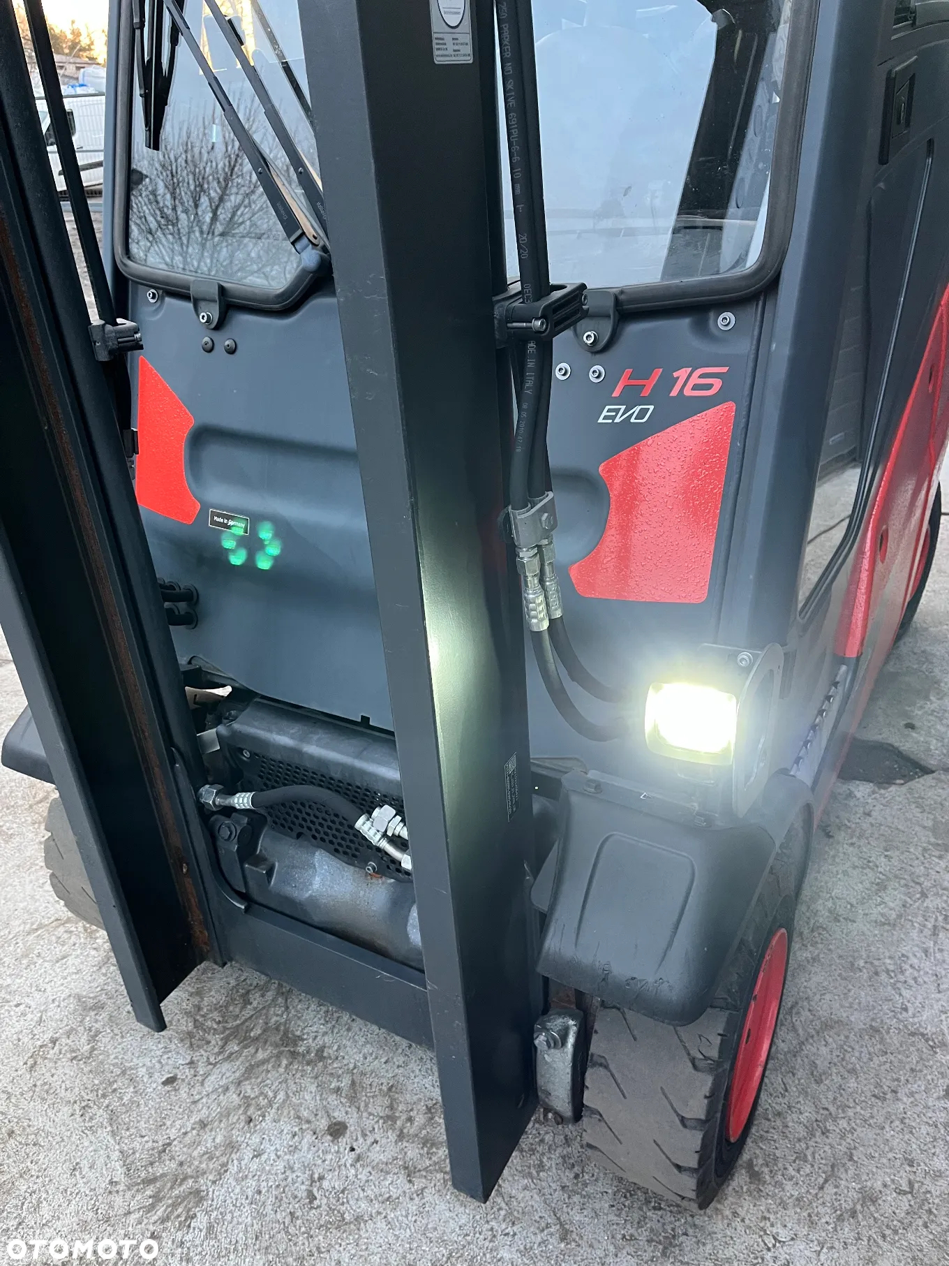 Linde H16-T Gaz LPG, Pełna kabina, Przesuw boczny, maszt Standard - 16