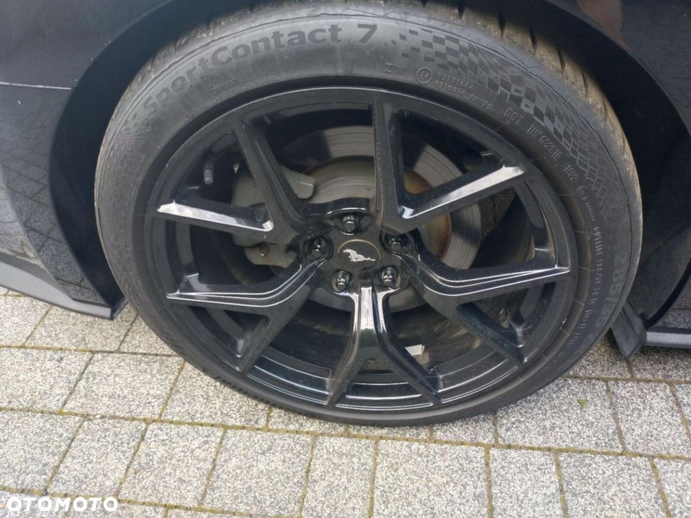 Ford Mustang - 16