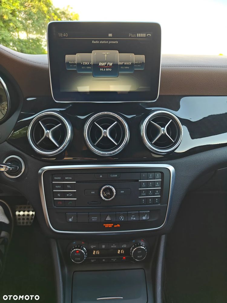 Mercedes-Benz CLA 220 d 7G-DCT AMG Line - 14