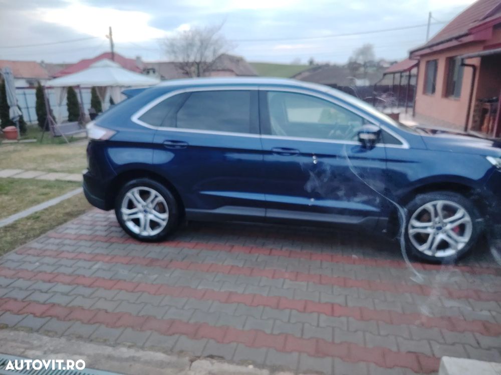 Ford Edge 2.0 TDCi S/S 4WD Titanium - 11