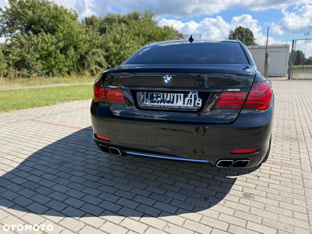 BMW Seria 7 760i - 9