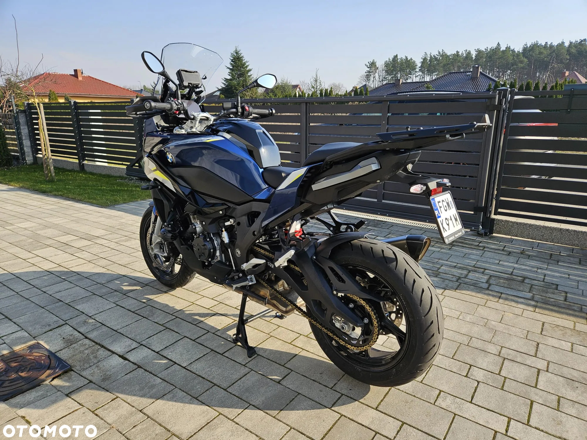 BMW XR - 3
