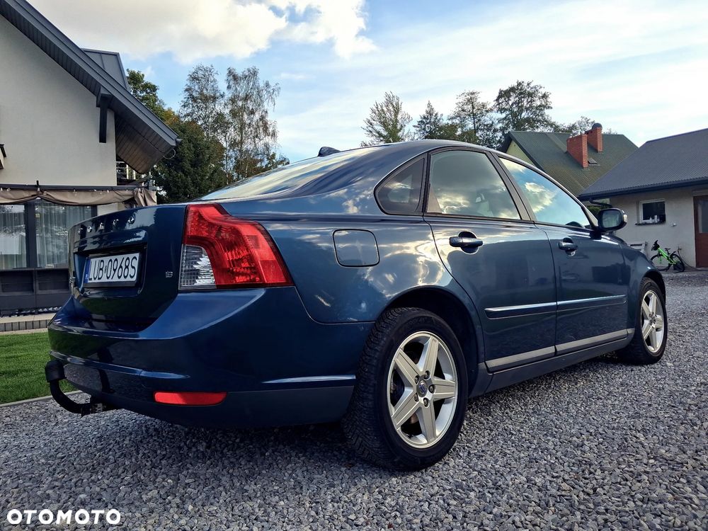 Volvo S40 1.8 Momentum - 4