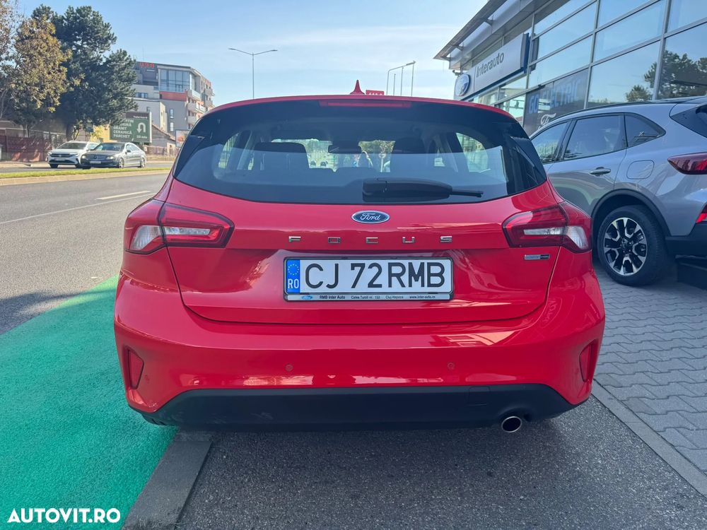 Ford Focus - 13
