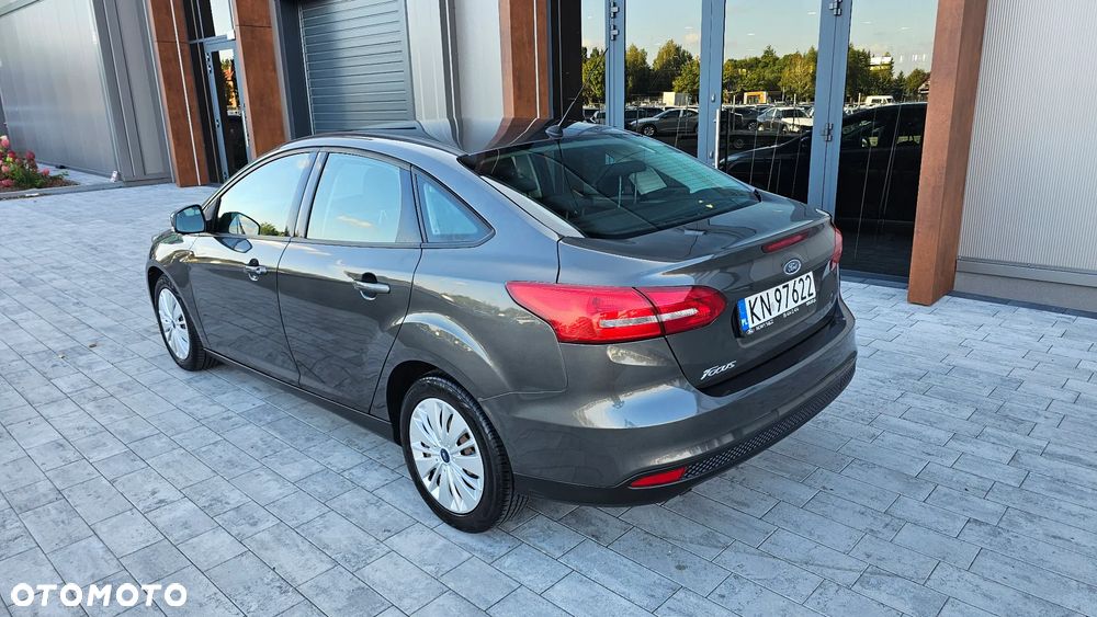 Ford Focus 1.6 Trend - 3