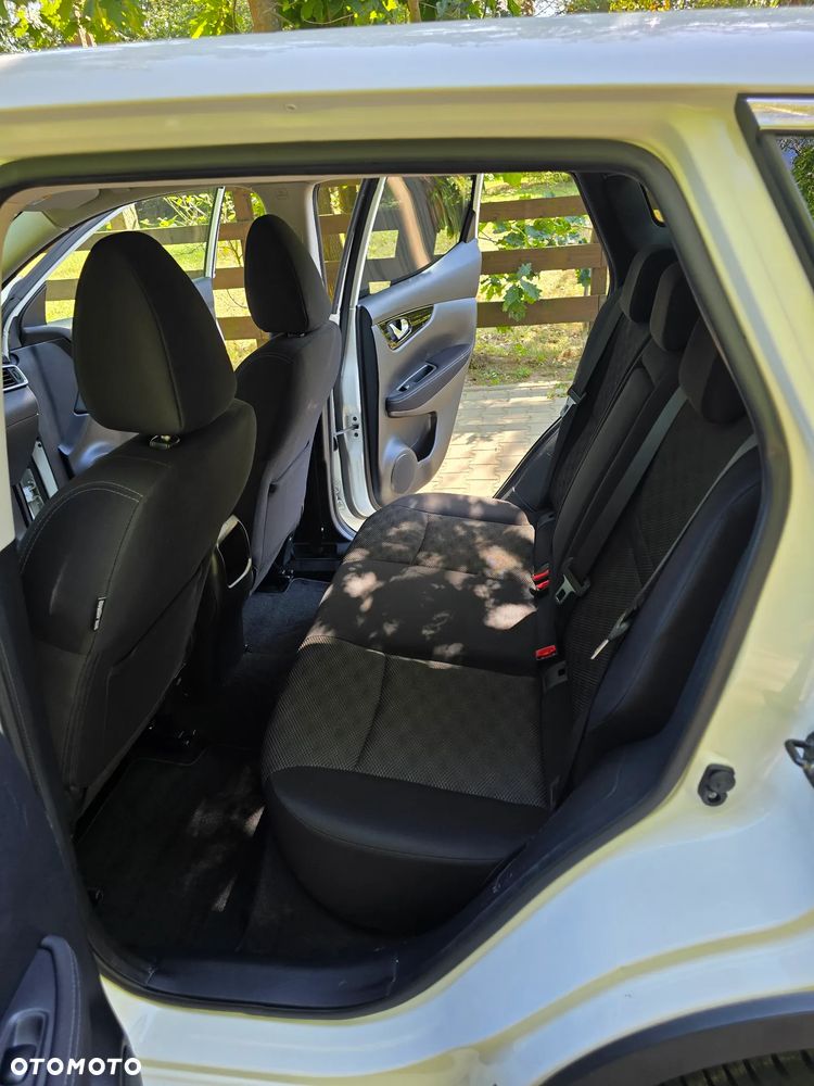 Nissan Qashqai 1.2 DIG-T Xtronic 360 - 24