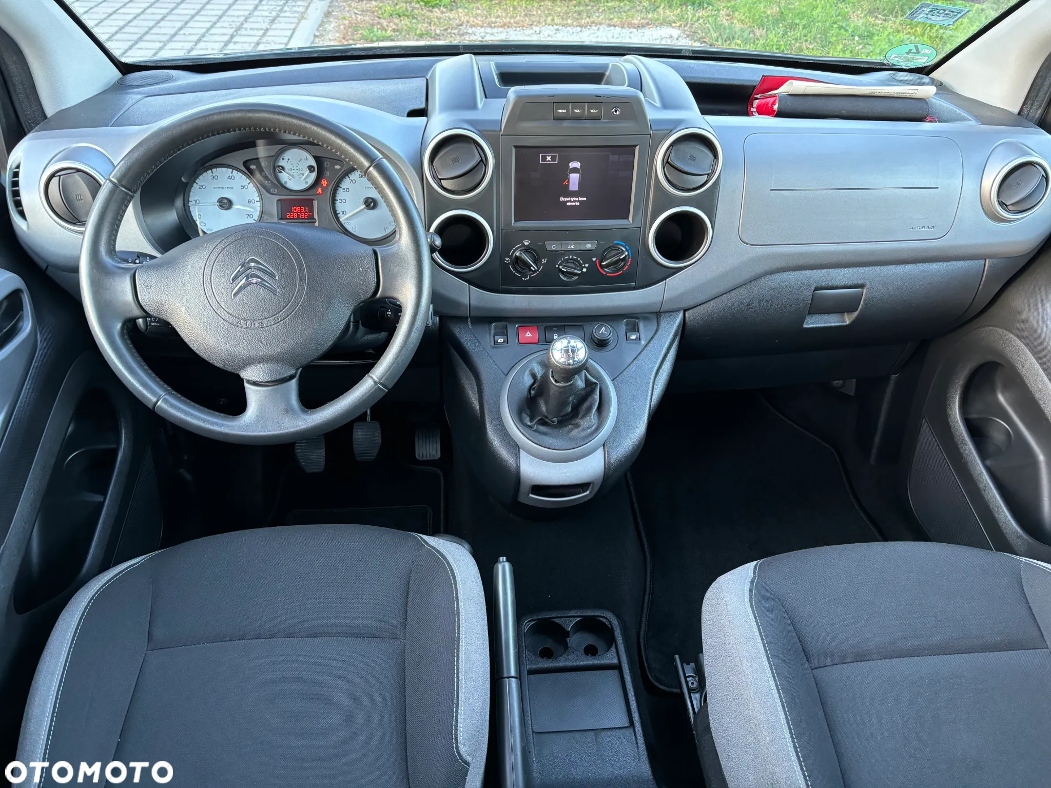 Citroën Berlingo Multispace BlueHDi 100 FEEL - 6