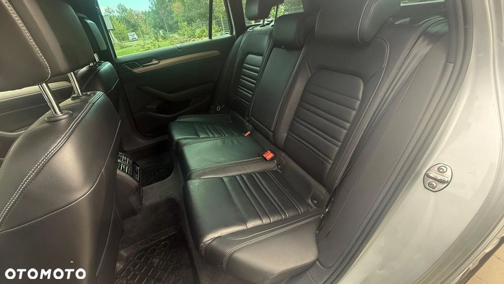 Volkswagen Passat Variant 2.0 TDI BMT Highline DSG - 15