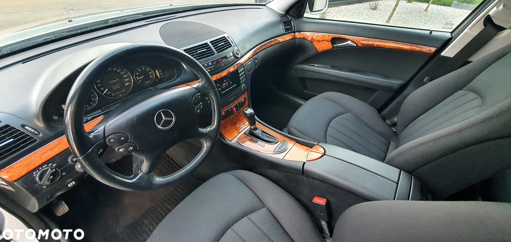 Mercedes-Benz Klasa E - 7