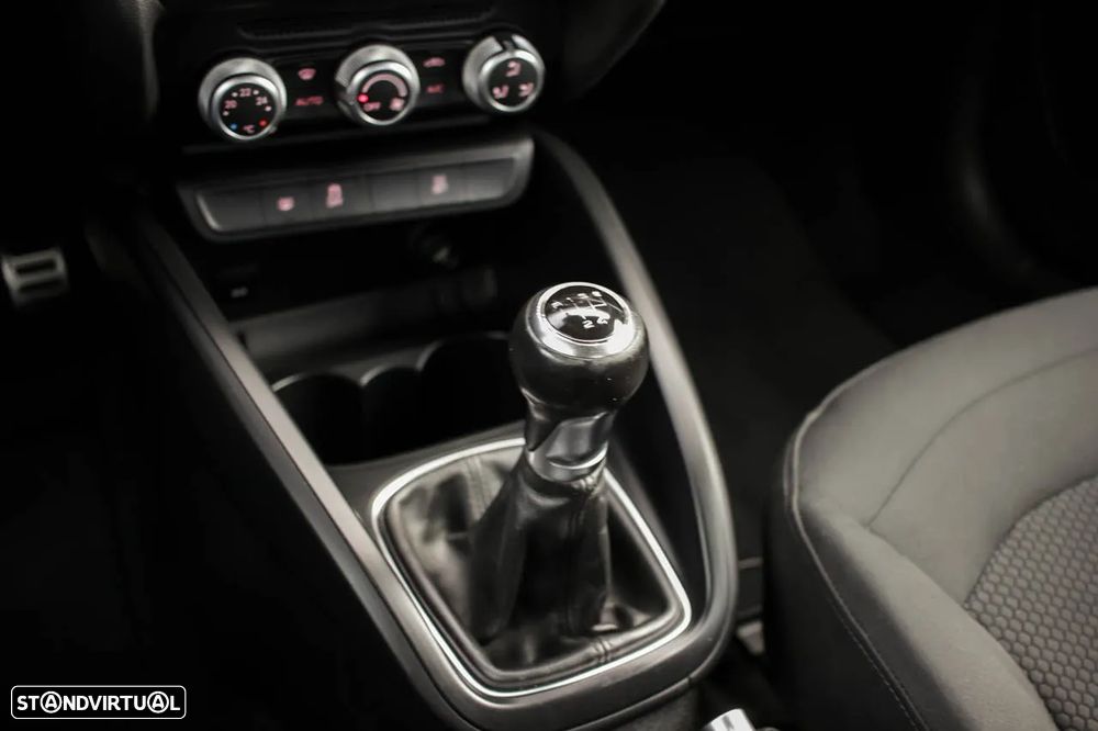 Audi A1 Sportback 1.6 TDI S-line - 17