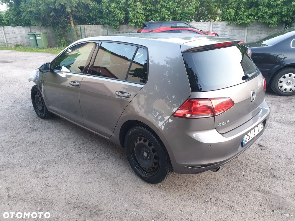 Volkswagen Golf 1.6 TDI BlueMotion Comfortline - 3