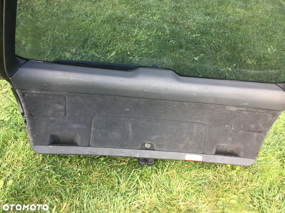 AUDI A4 B7 KOMBI KLAPA TYŁ KOMPLETNA LAMPA TYŁ LEWA PRAWA LY9B - 2