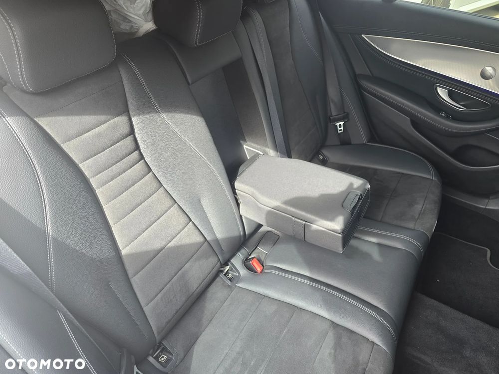 Mercedes-Benz Klasa E - 14