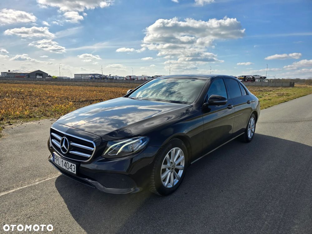 Mercedes-Benz Klasa E 220 d 9G-TRONIC AMG Line - 1