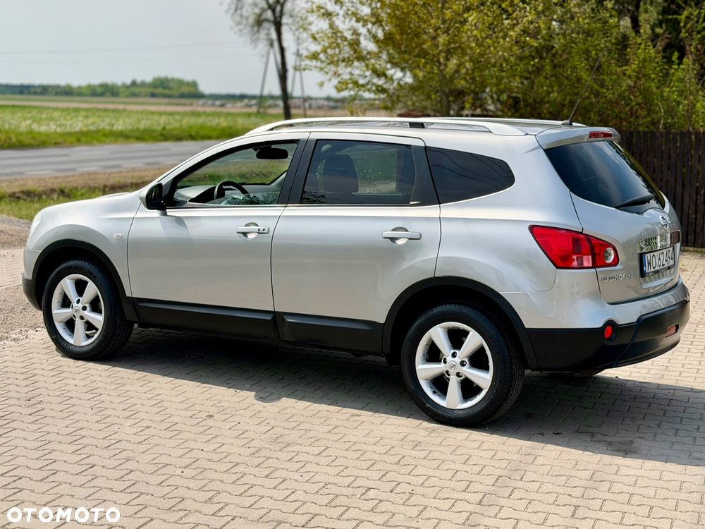 Nissan Qashqai+2 2.0 Tekna Premium - 25