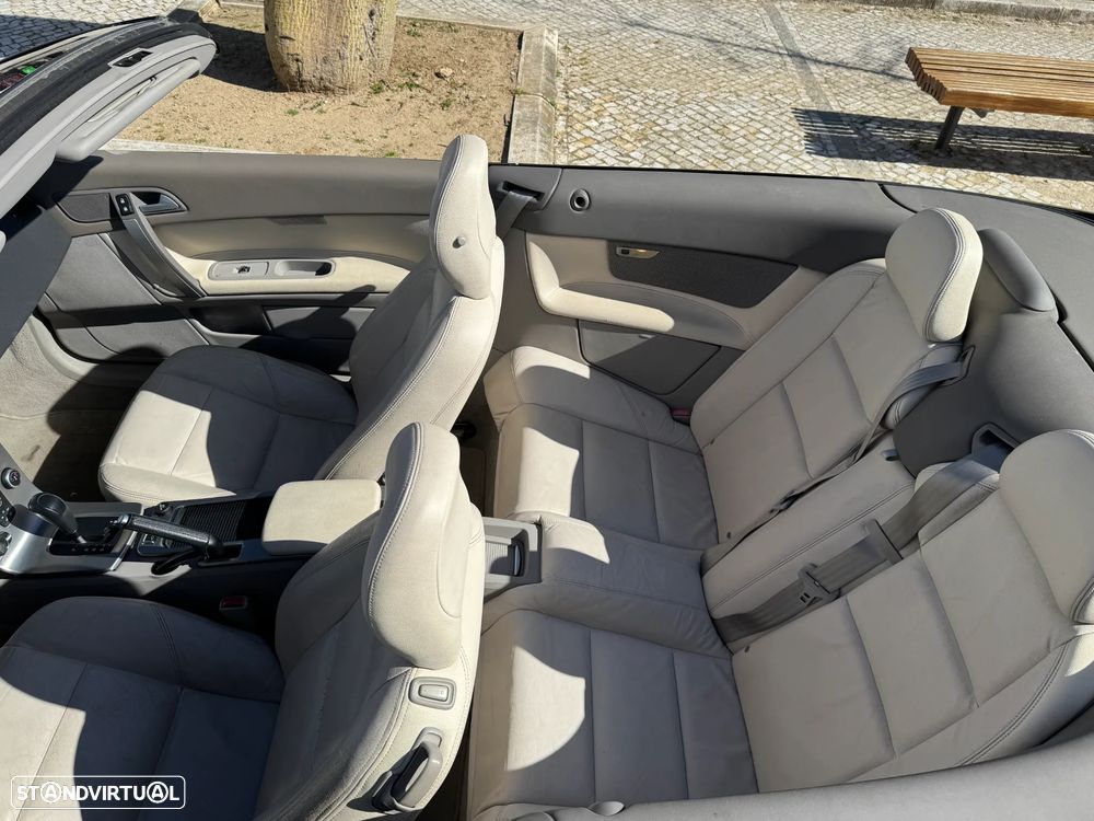Volvo C70 2.4 D5 Nível 3 Geartronic - 12