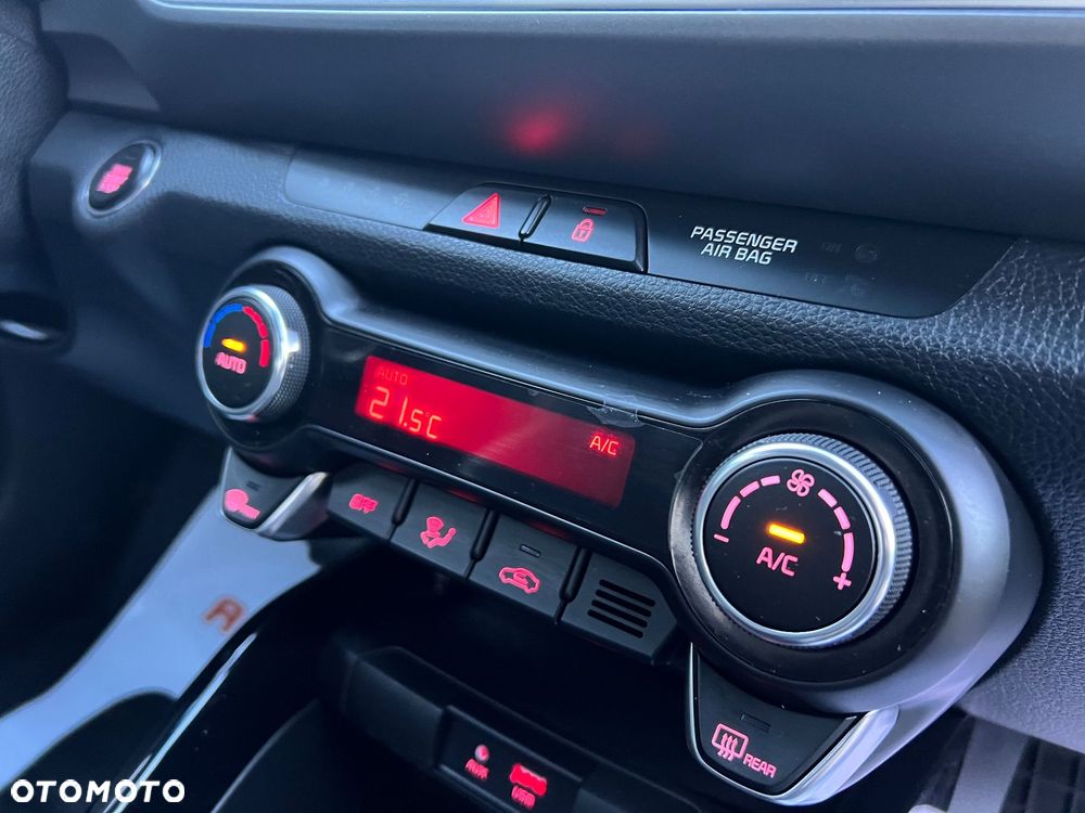 Kia Stonic - 26