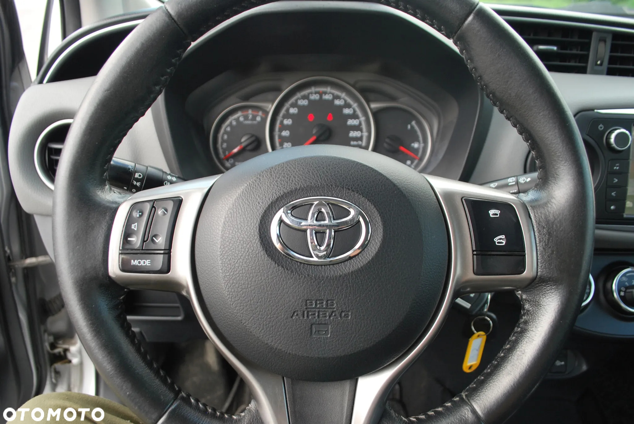 Toyota Yaris - 14