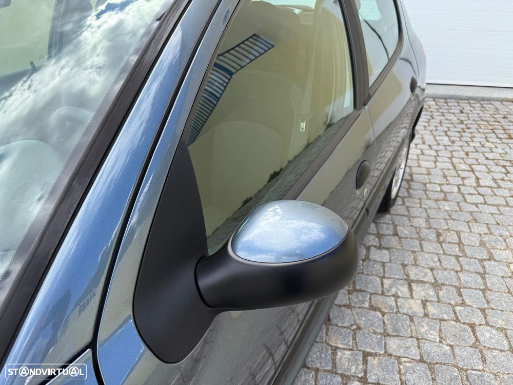 Peugeot 206 1.4 Look II - 23