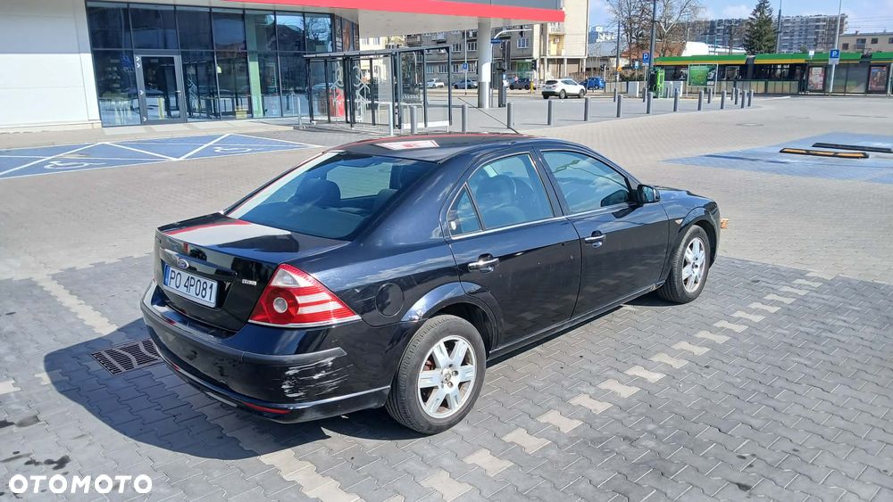 Ford Mondeo 2.0 TDCI Ghia X - 2