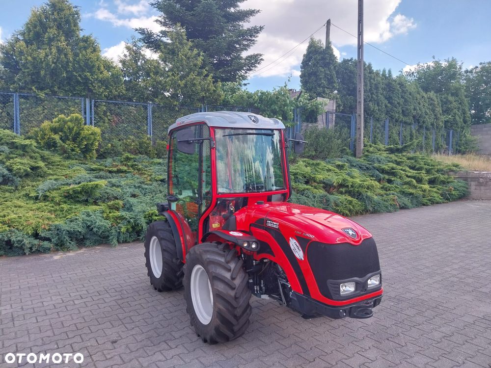 ANTONIO CARRARO TRX 5800 YANMAR 51,5KM Obracany kokpit i fotel 4 cylindry 2091cm3 - 1
