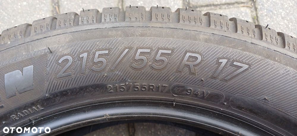MICHELIN 215/55R17 94V , pojedyńcza opona wielosezonowa. - 4
