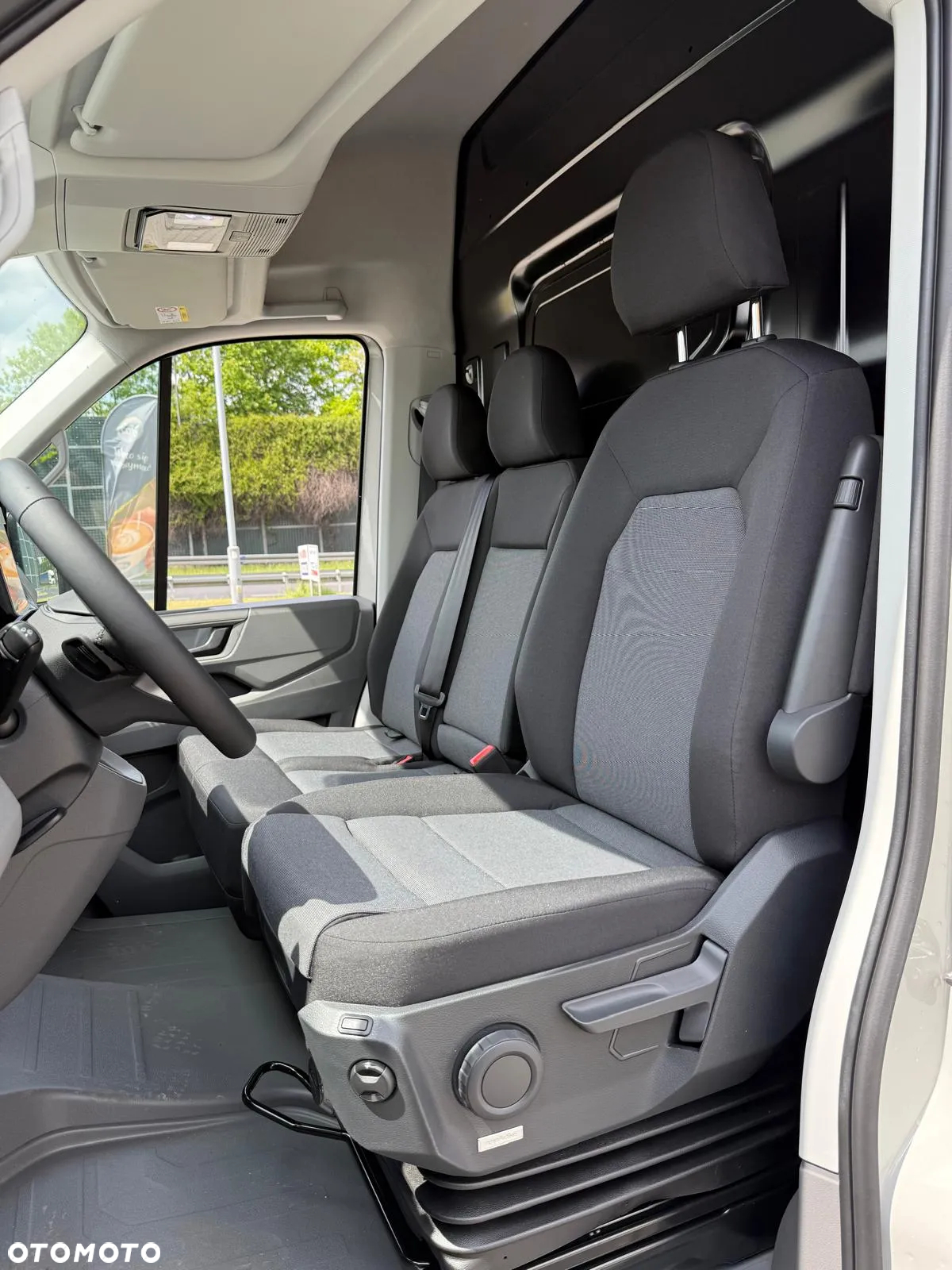 Volkswagen Crafter - 14