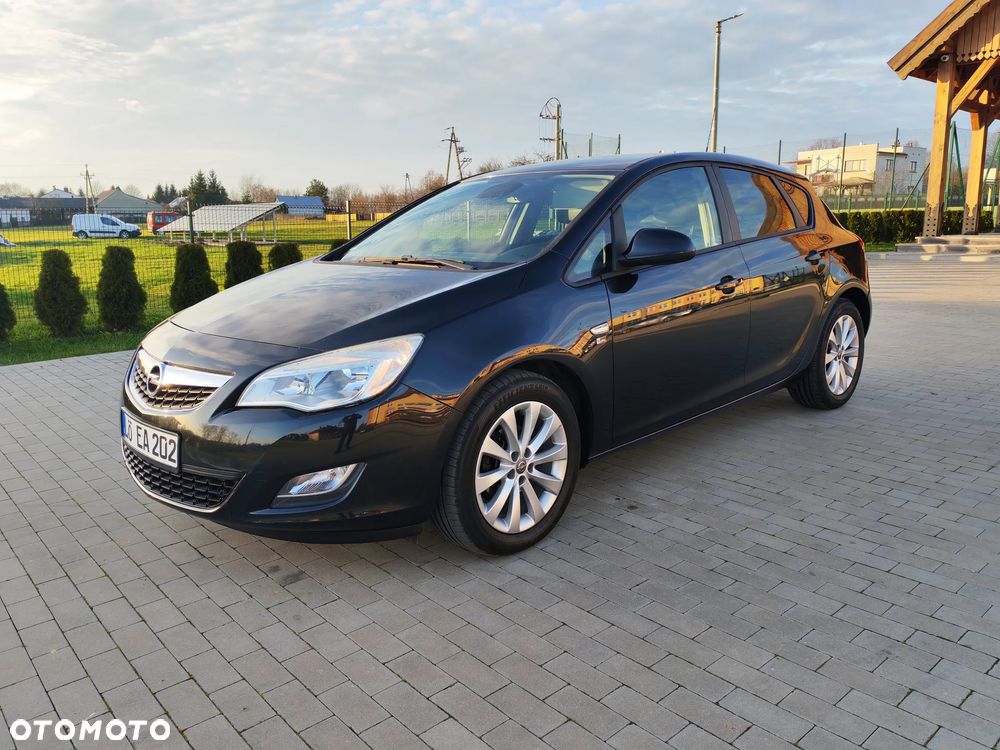 Opel Astra - 1
