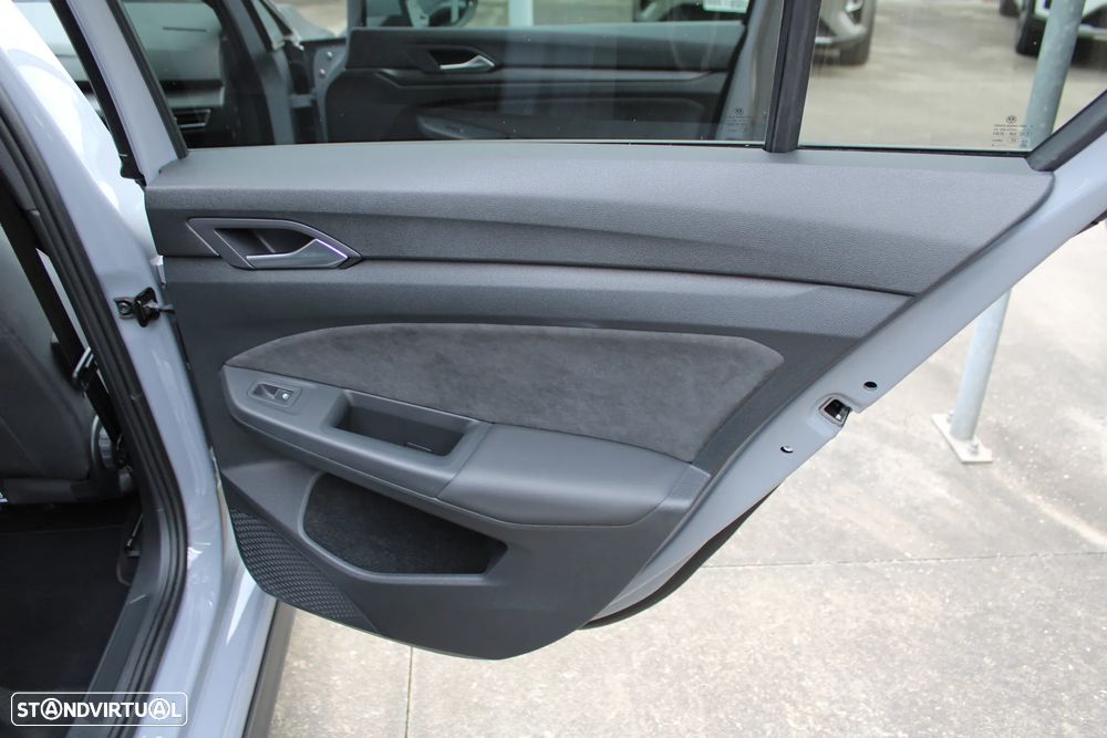 VW Golf 2.0 TSI GTI DSG Performance - 54