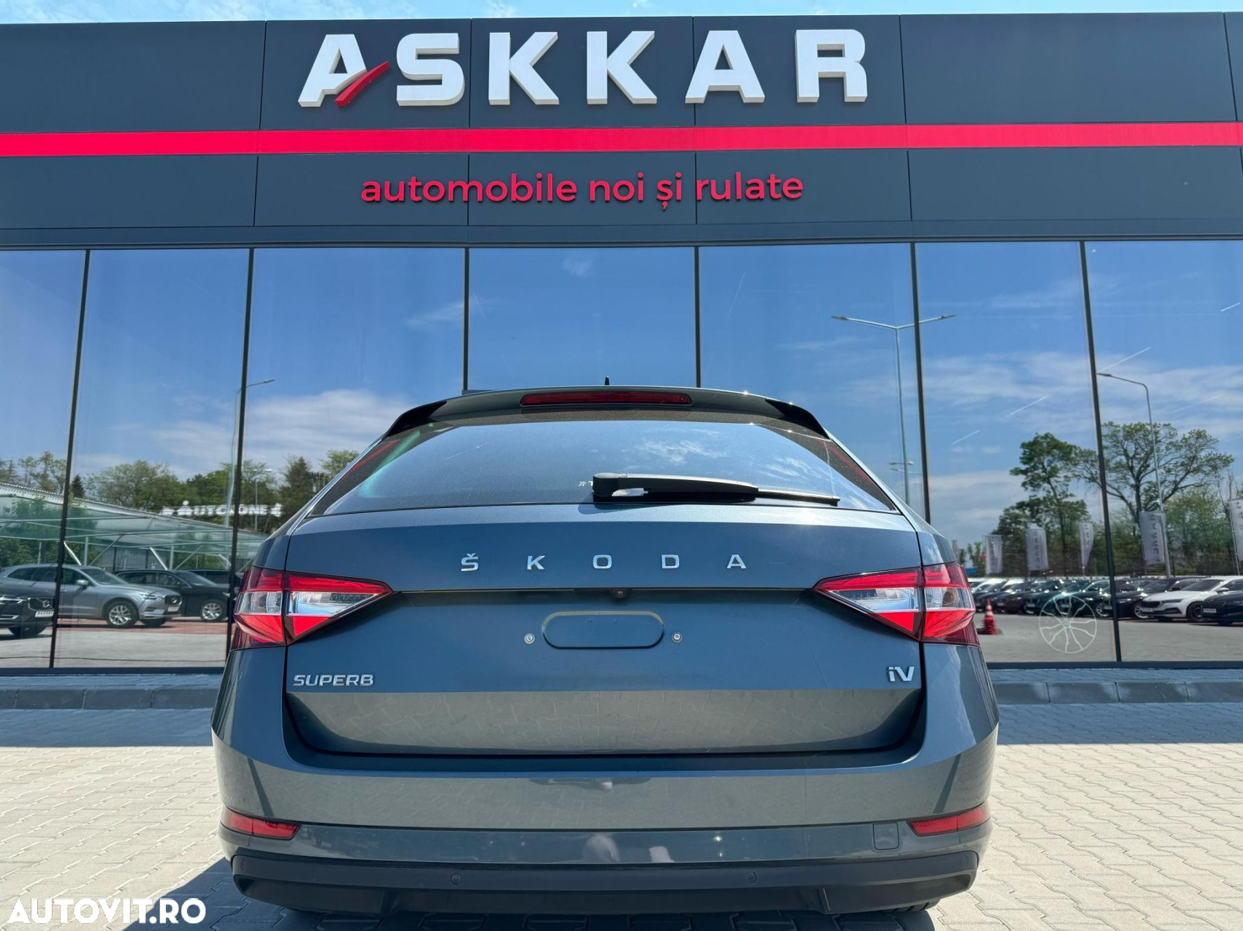Skoda Superb Combi 1.4 TSI iV DSG Ambition - 6