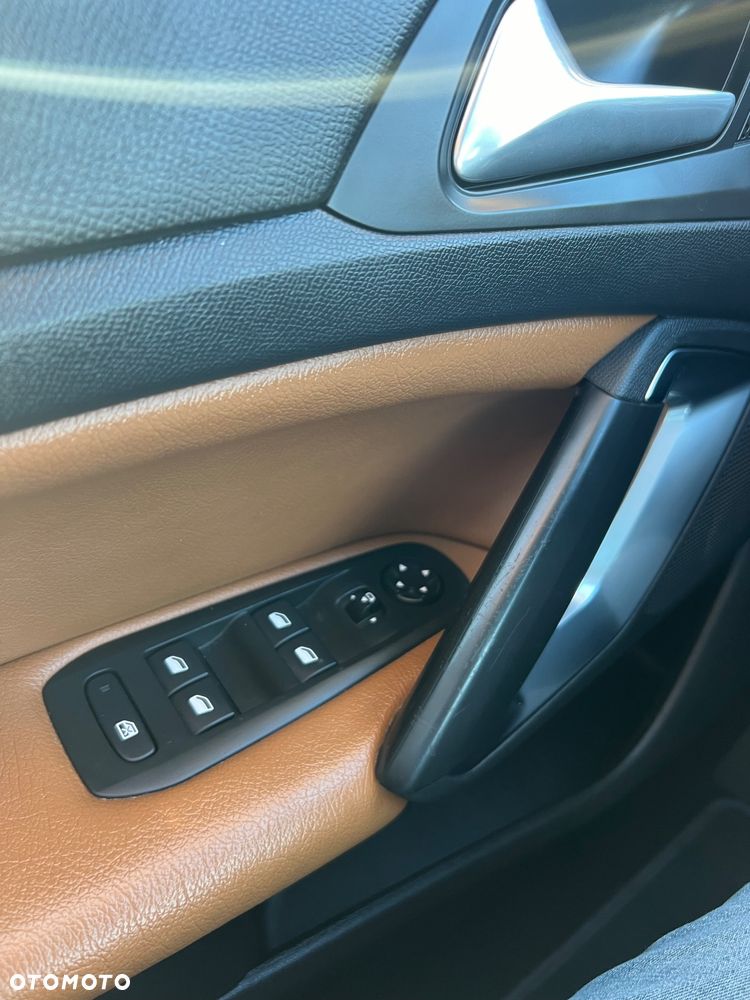 Peugeot 308 1.2 PureTech GPF Allure Pack S&S - 10