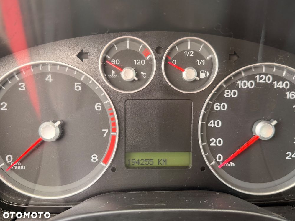 Ford Focus 1.6 Ambiente - 10