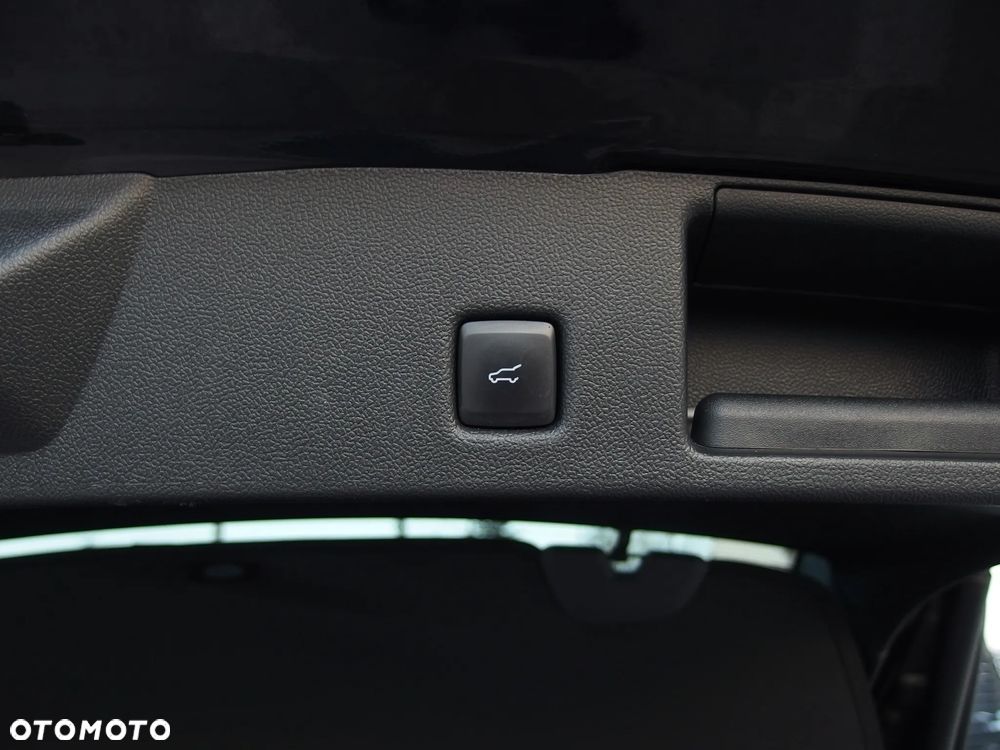 Ford Kuga 2.5 FHEV FWD Titanium X - 20