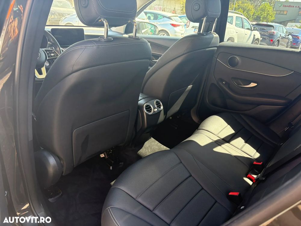 Mercedes-Benz GLC 220 d 4MATIC - 9
