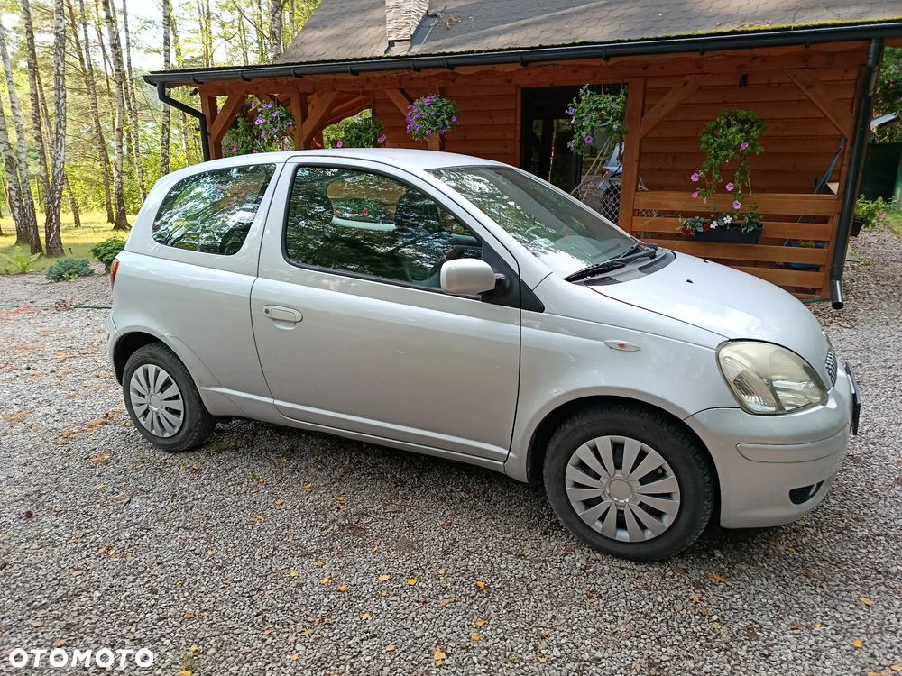 Toyota Yaris 1.0 Sol - 5