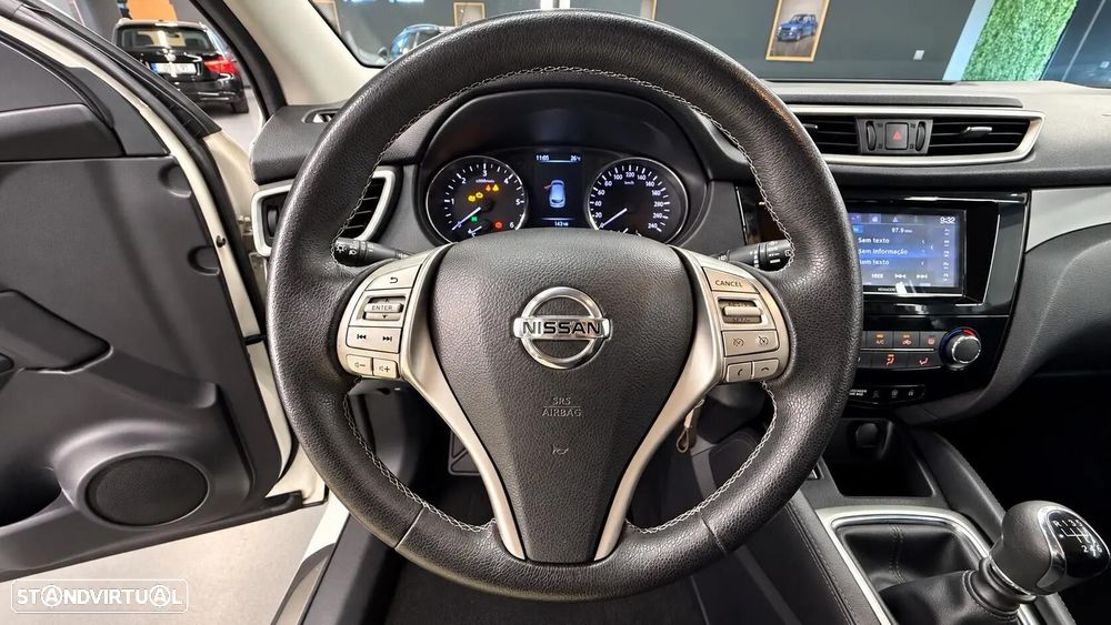 Nissan Qashqai 1.5 dCi Acenta - 32