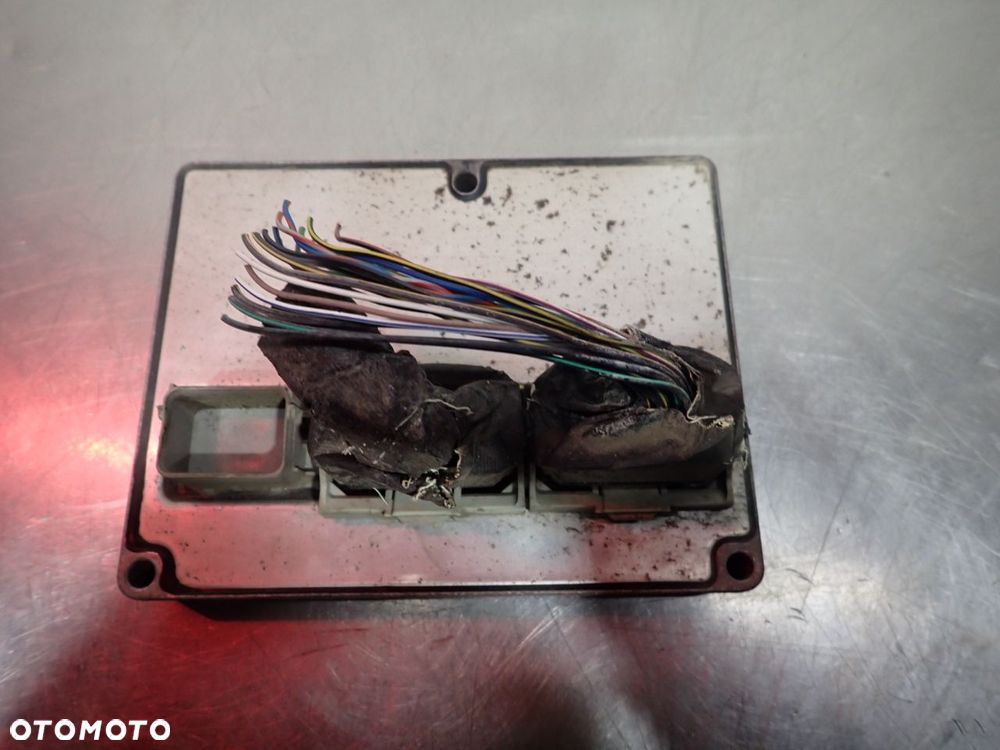 KOMPUTER SILNIKA FORD FOCUS C-MAX 1.8 - 3